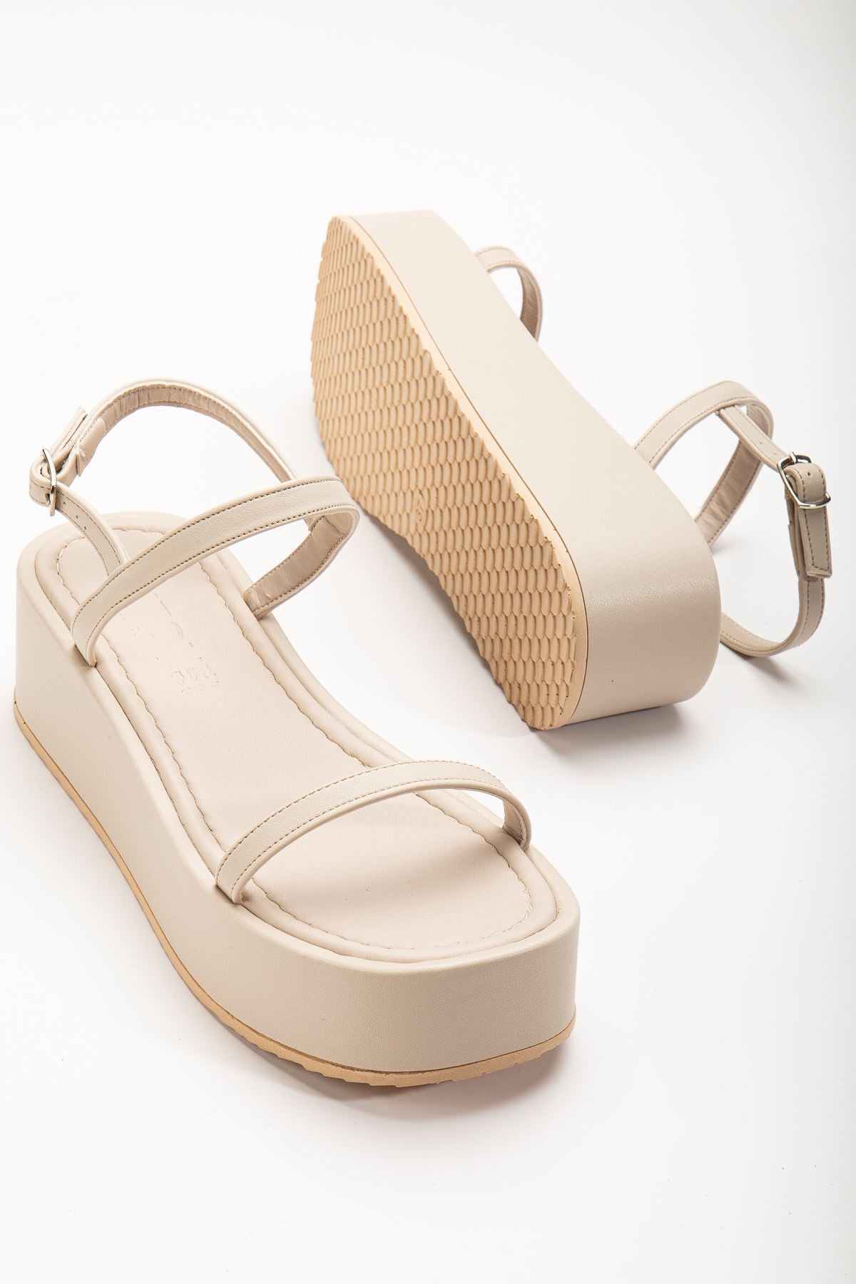 861 - 1027dolgu topuk kadin sandalet - Justyol