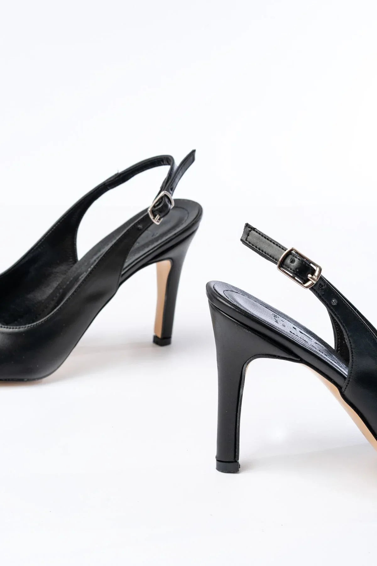 st-1153Escarpins femme vernies à talon 9 cm avec arrière ouvert - Justyol