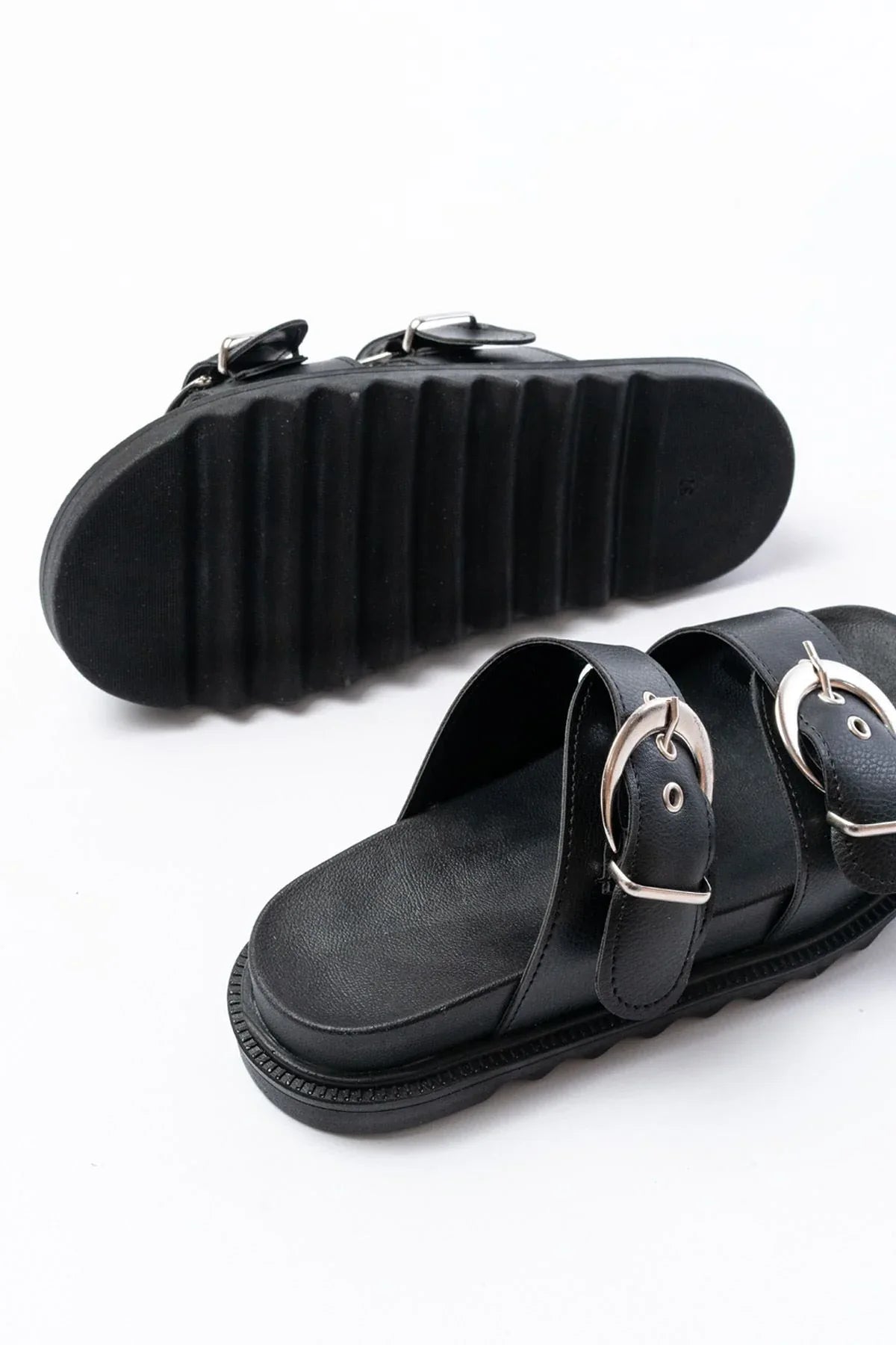 dm-6010Mules femme avec boucles décoratives et semelle confortable - Justyol