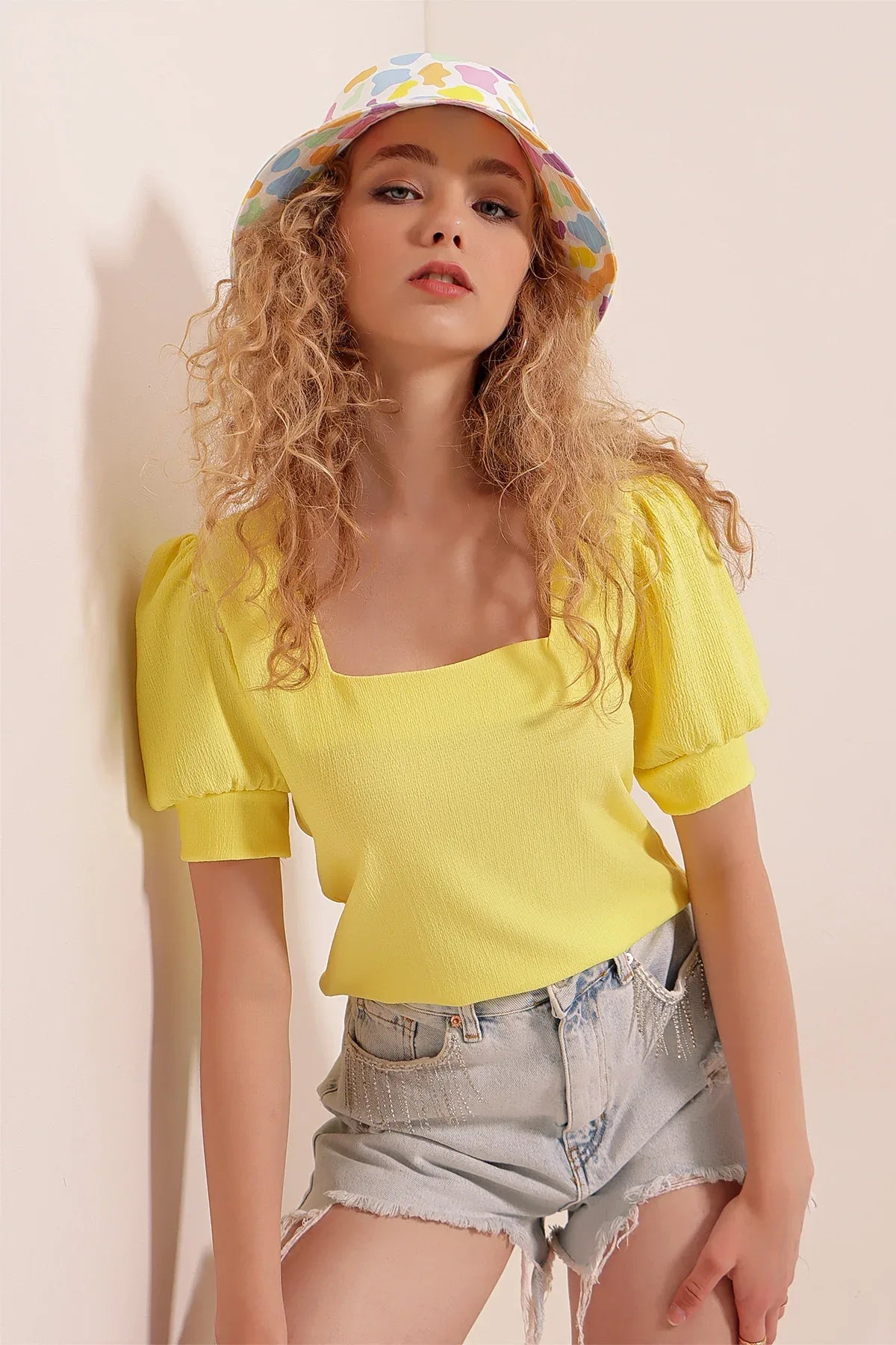 Blouse tricotée à col carré 0409 - Justyol