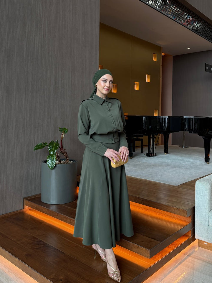 Ensemble femme blouse et jupe fluide – Élégance moderne