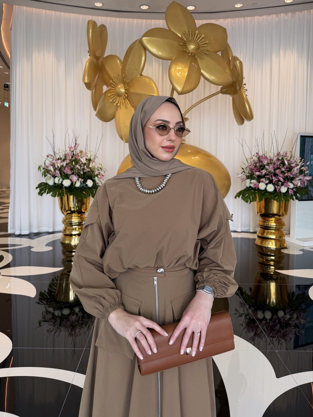 Ensemble femme tunique et jupe zippée – Style moderne avec détails poches
