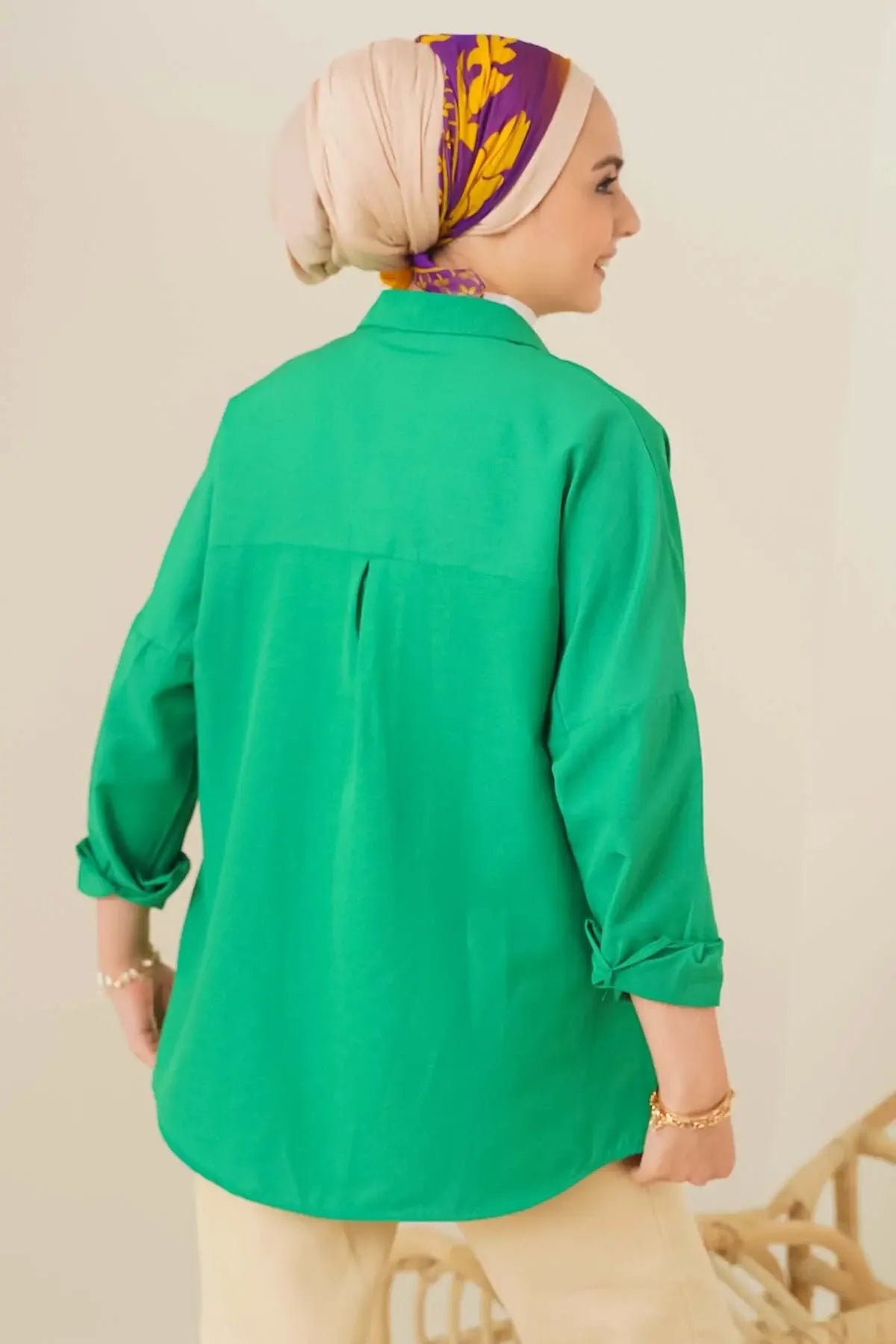 103901 Chemise oversize basique modeste pour femme - Justyol