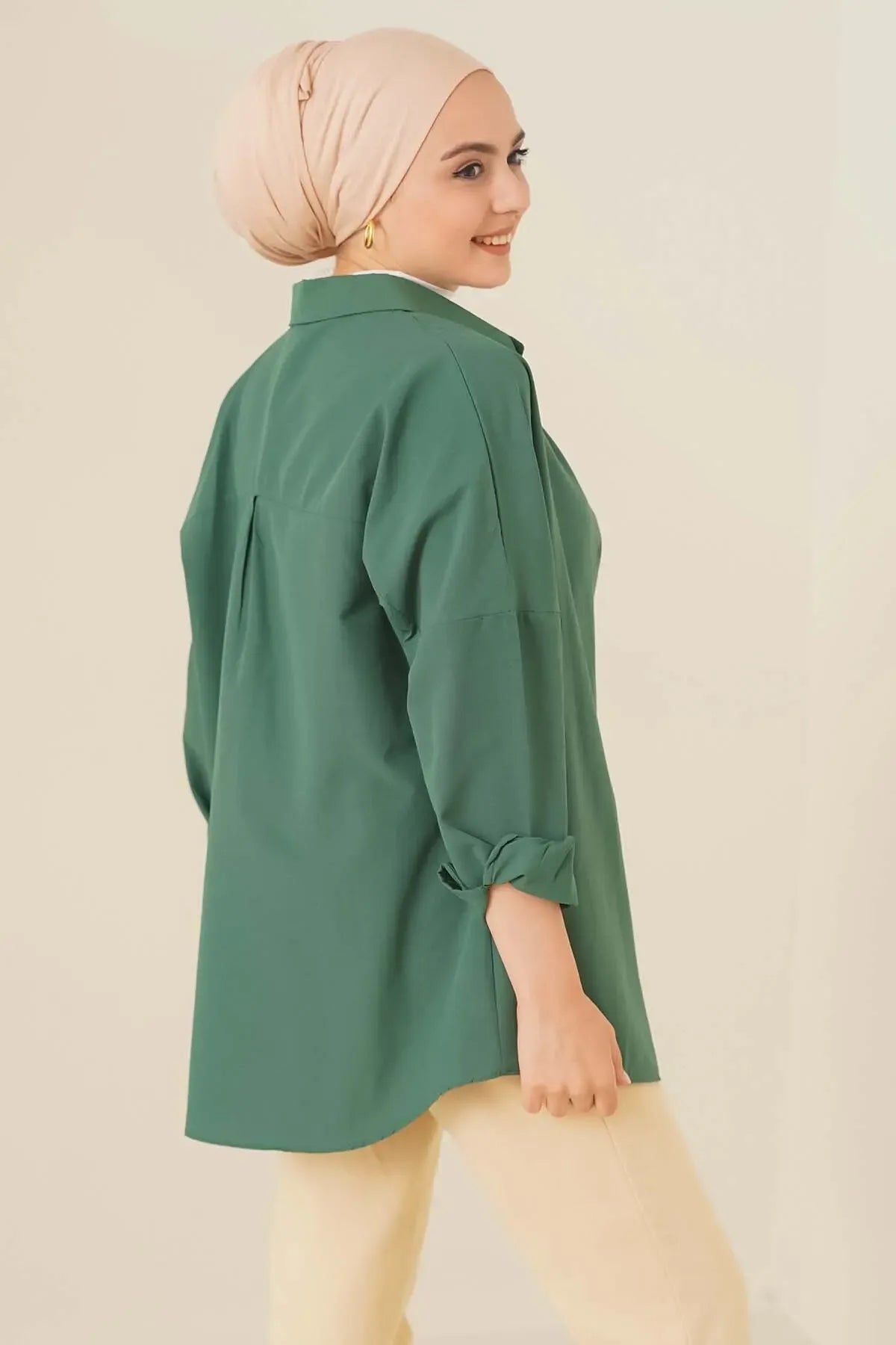 103901 Chemise oversize basique modeste pour femme - Justyol