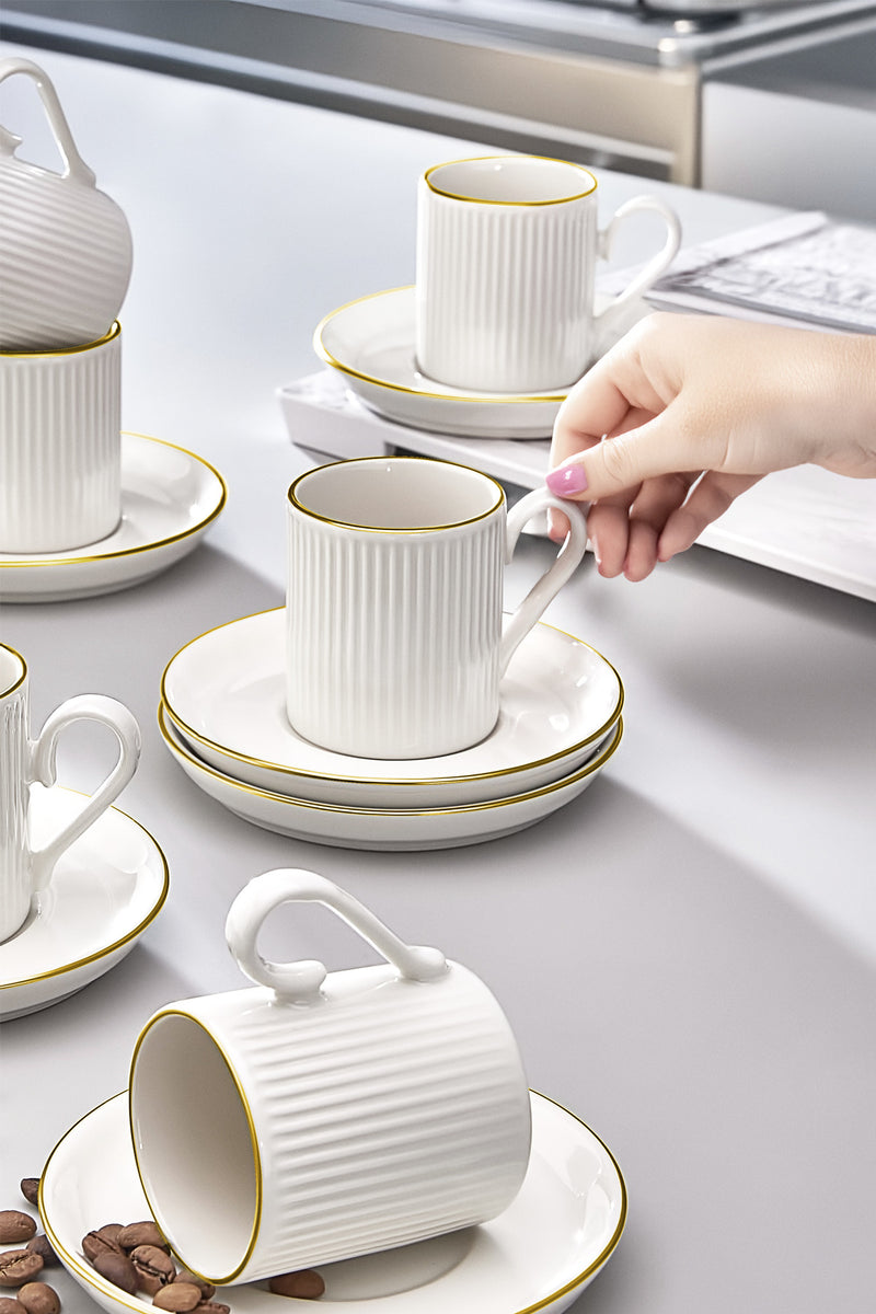 Service à Café Turc 2 Personnes – 2 Tasses en Porcelaine 100 ml avec Soucoupes Dorées