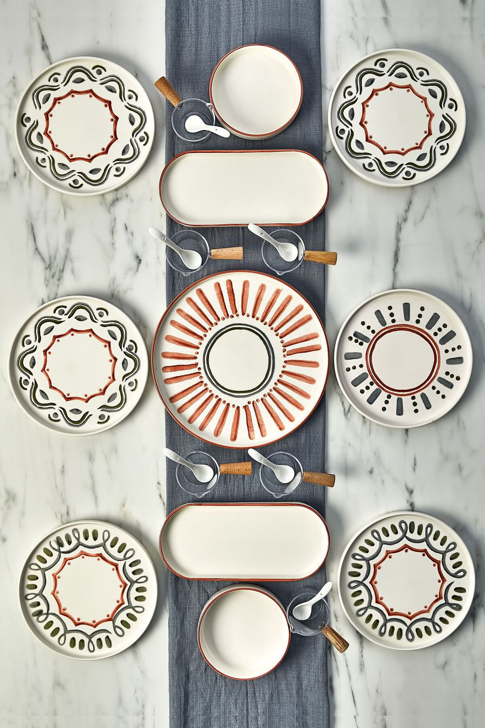 Service petit-déjeuner empilable 6 personnes 23 pièces – Design simple avec coupelles et cuillères