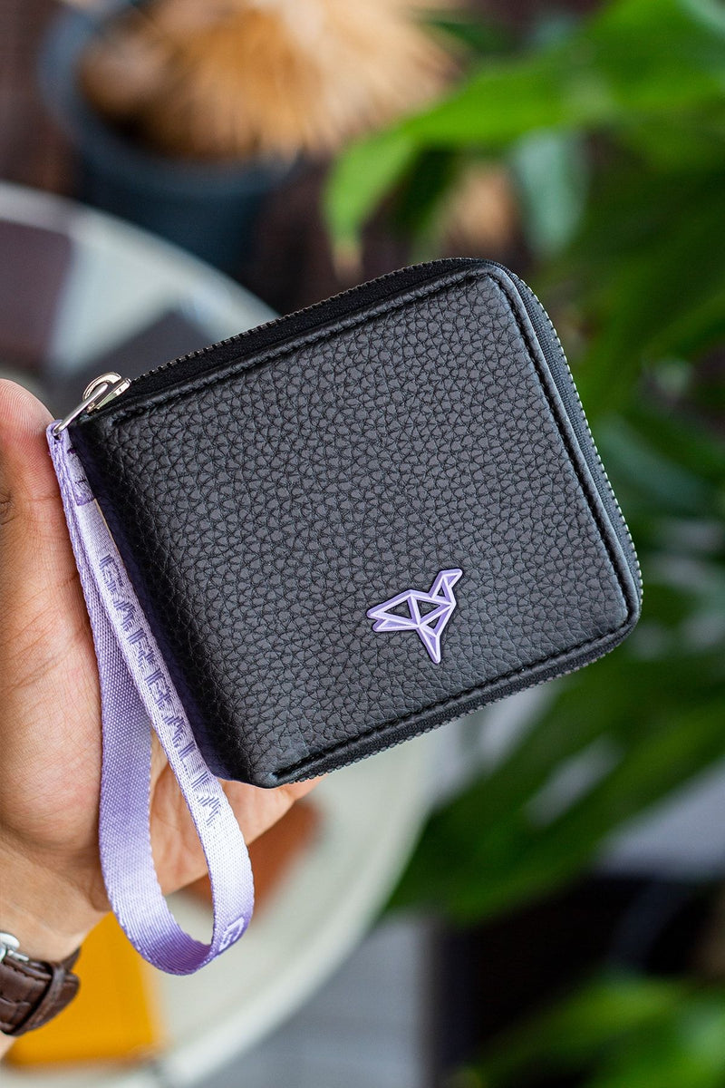 Portefeuille femme zippé fuchsia avec dragonne et porte-monnaie – Nora