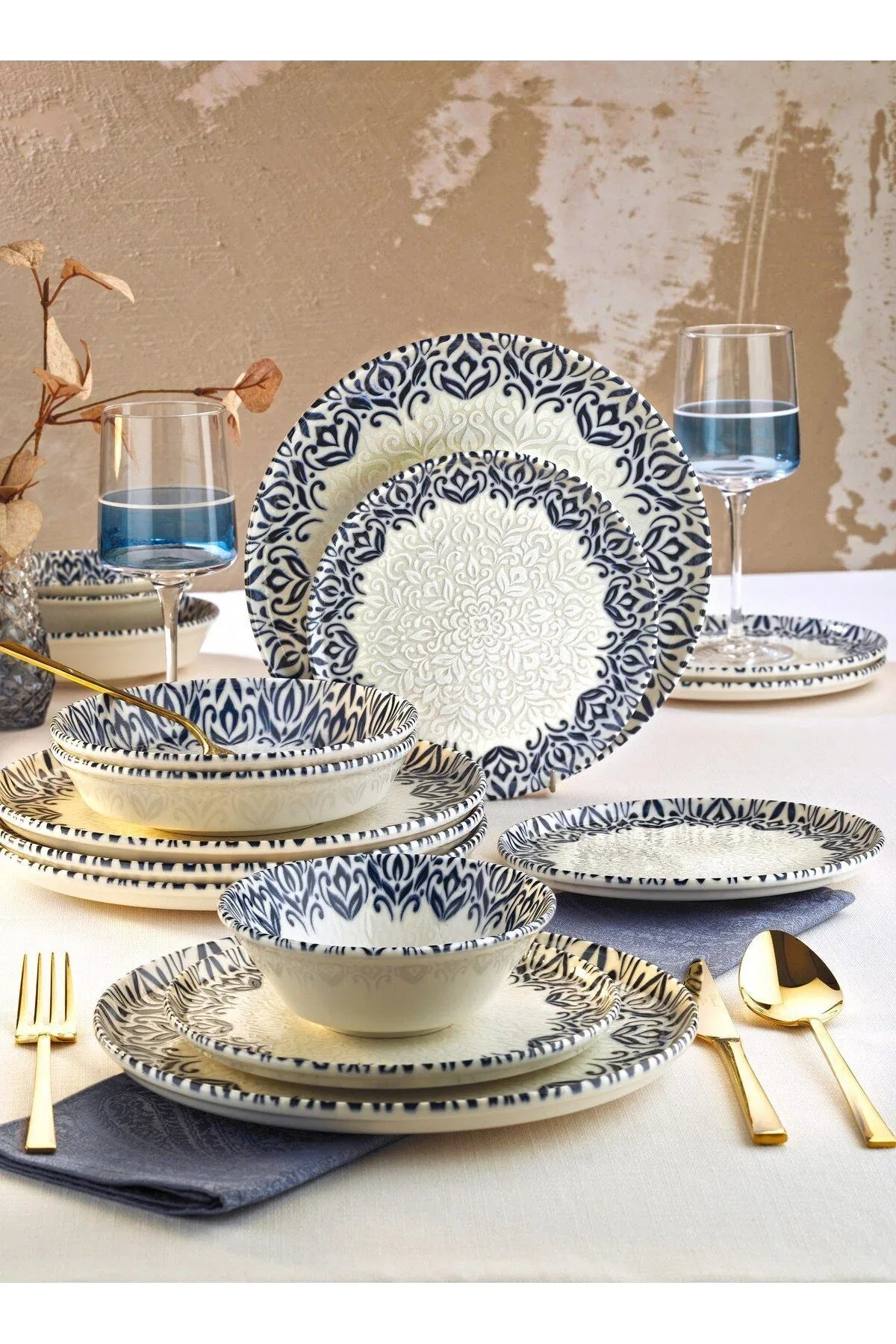 Service de table 24 pièces en New Bone Porcelain pour 6 personnes - Justyol