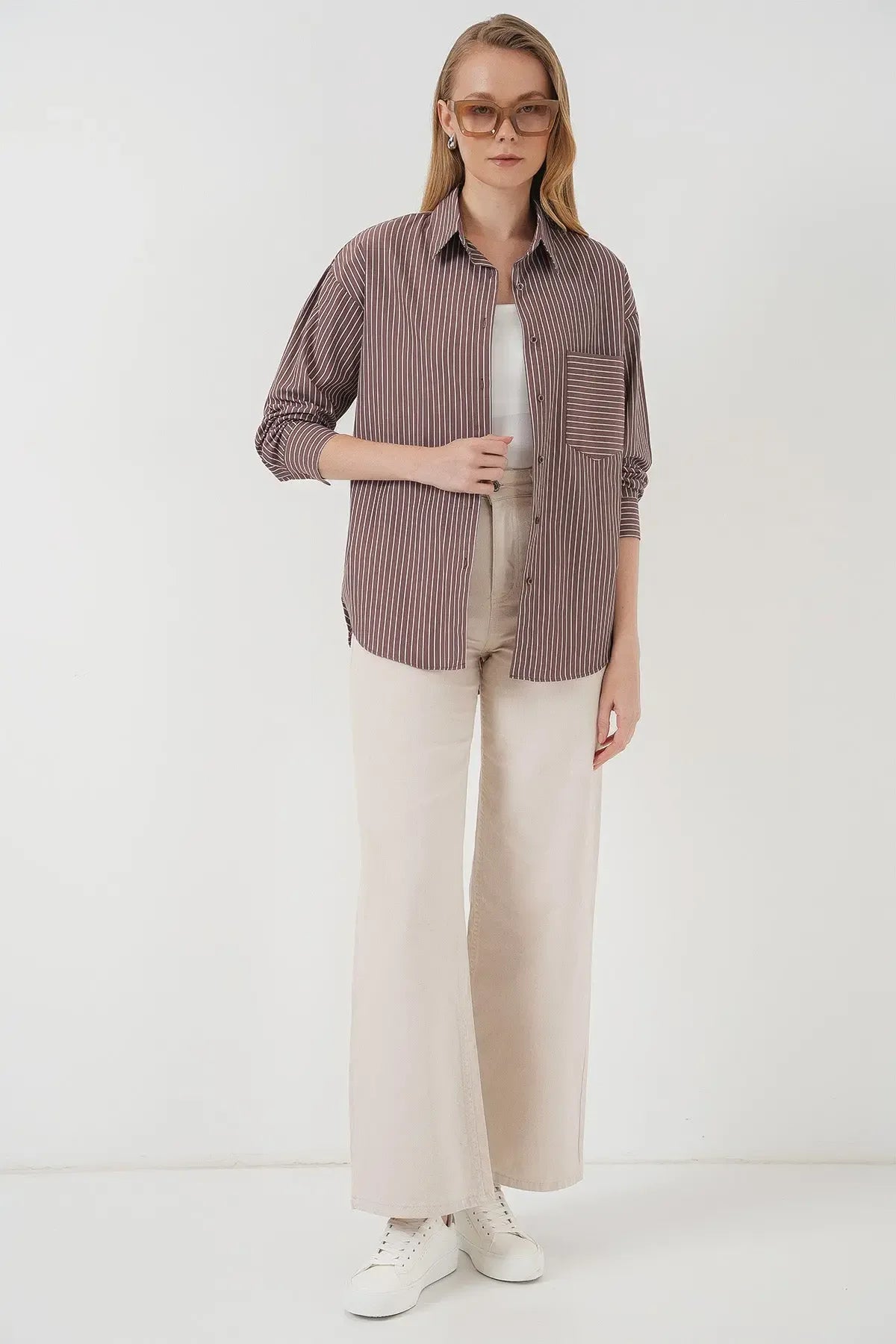 20205 Chemise oversize rayée avec poche - Justyol