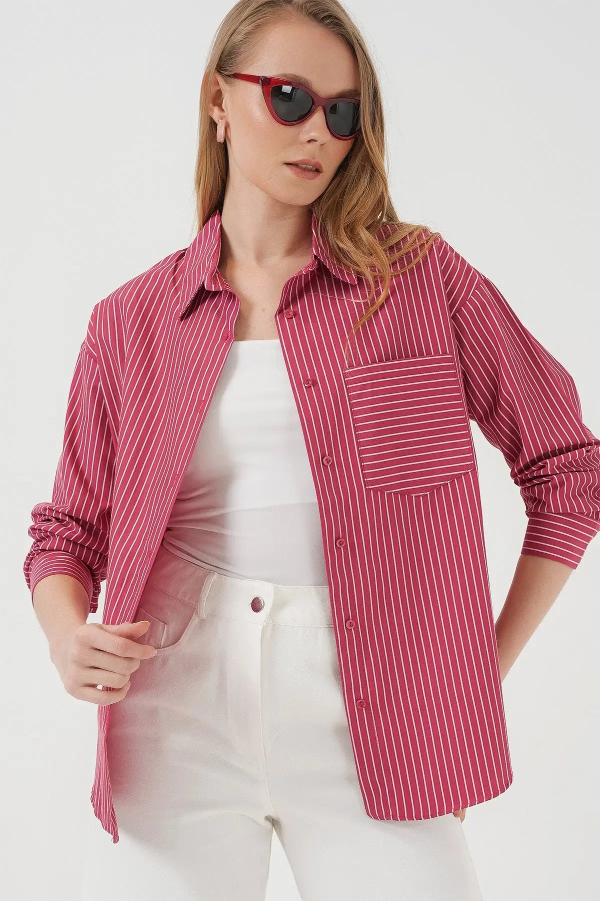 20205 Chemise oversize rayée avec poche - Justyol