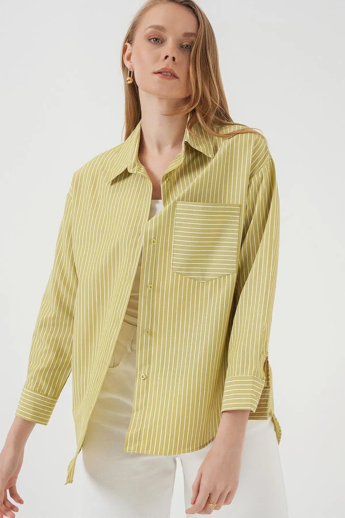 20205 Chemise oversize rayée avec poche - Justyol
