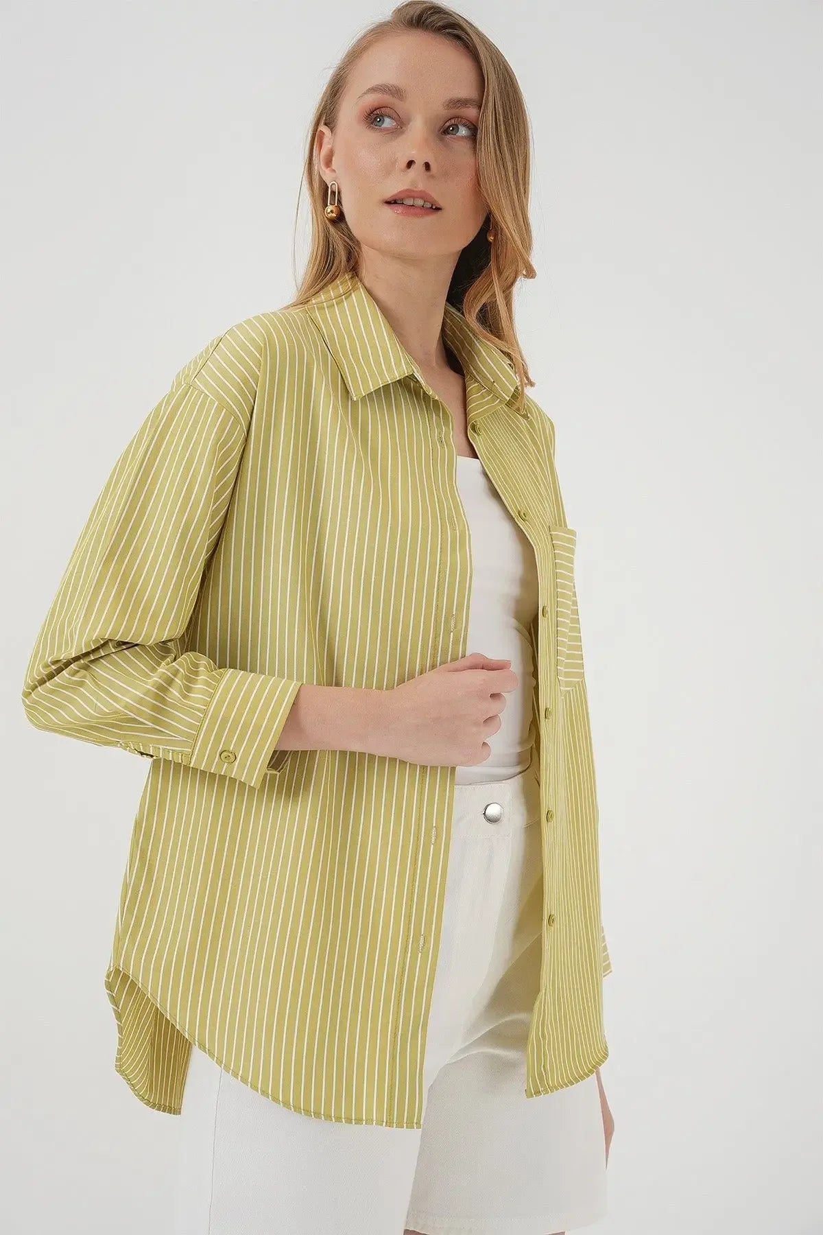 20205 Chemise oversize rayée avec poche - Justyol