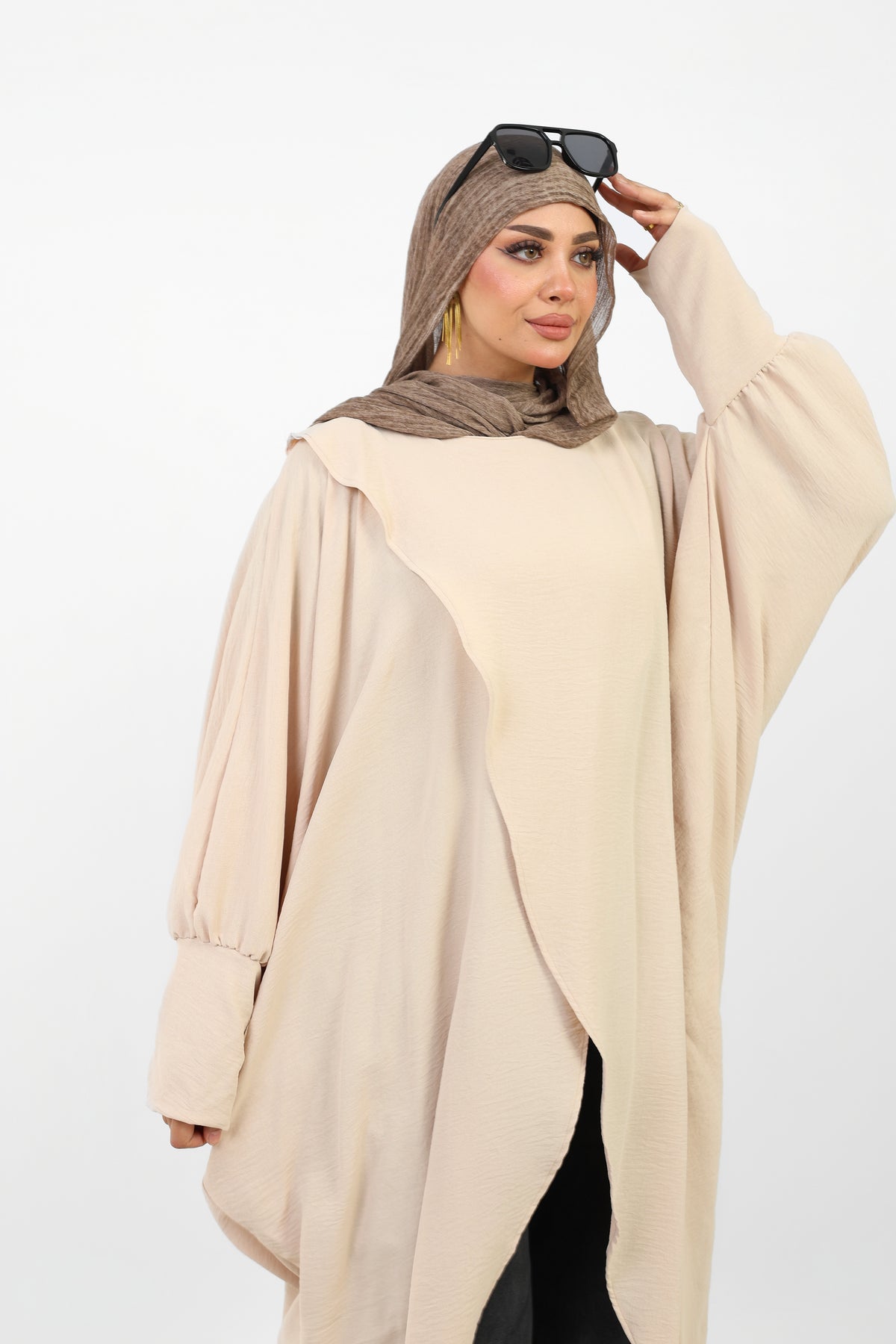 بونشو ماريا النسائي الواسع بقصة محتشمة أنيقة