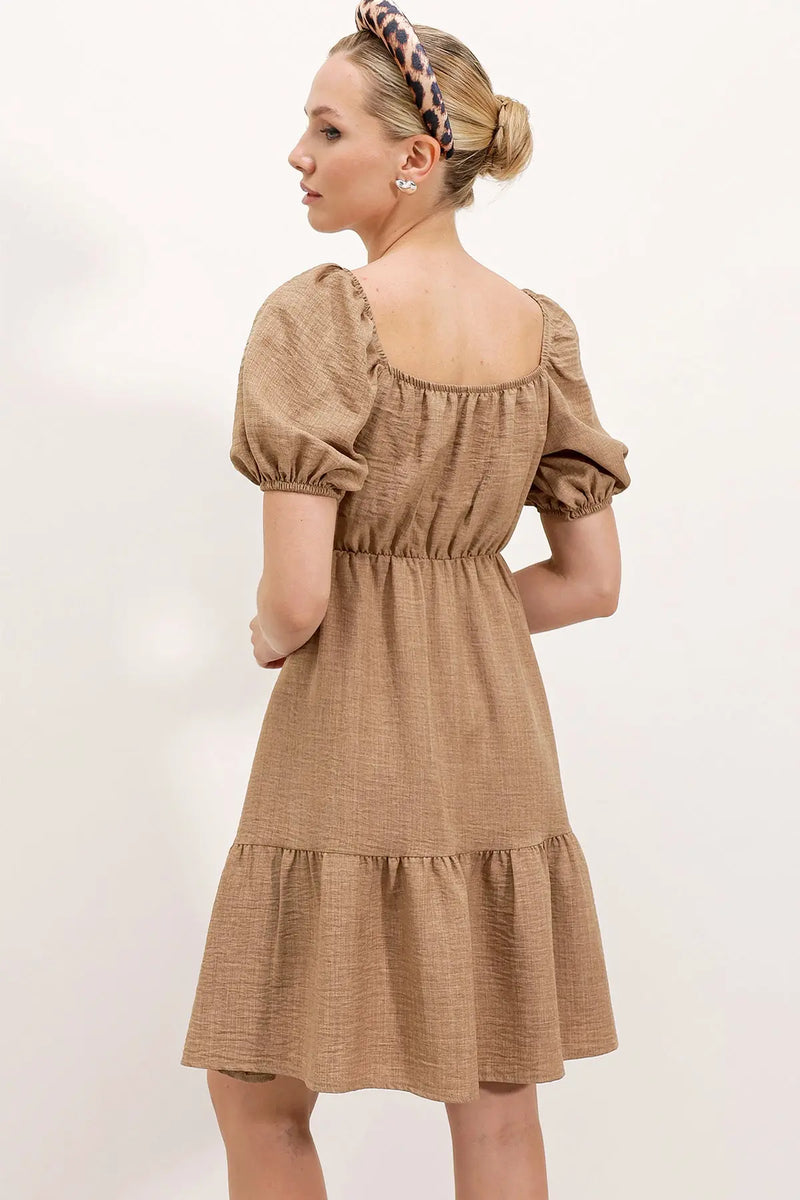 Robe Courte Évasée en Popeline – Coupe Klos Élégante