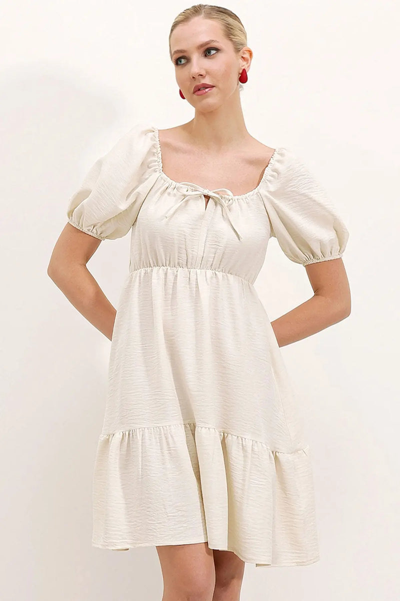 Robe Courte Évasée en Popeline – Coupe Klos Élégante