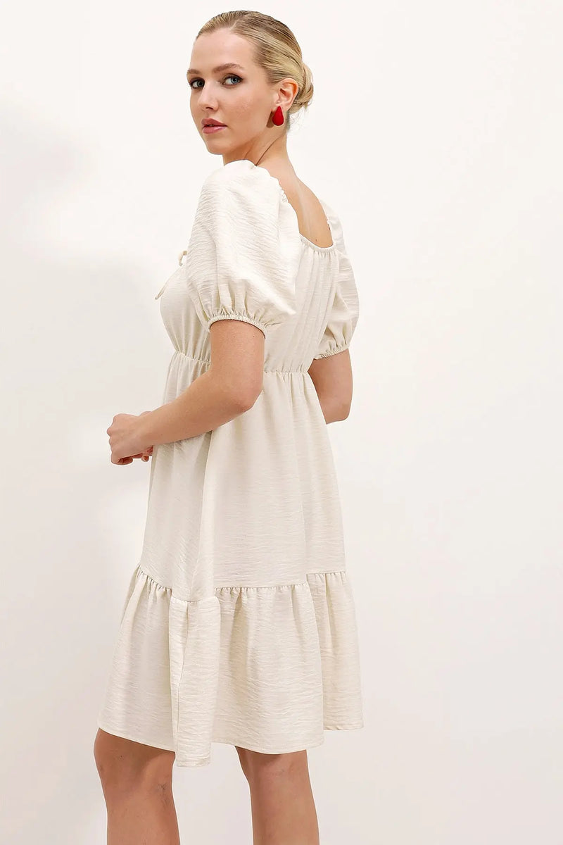 Robe Courte Évasée en Popeline – Coupe Klos Élégante
