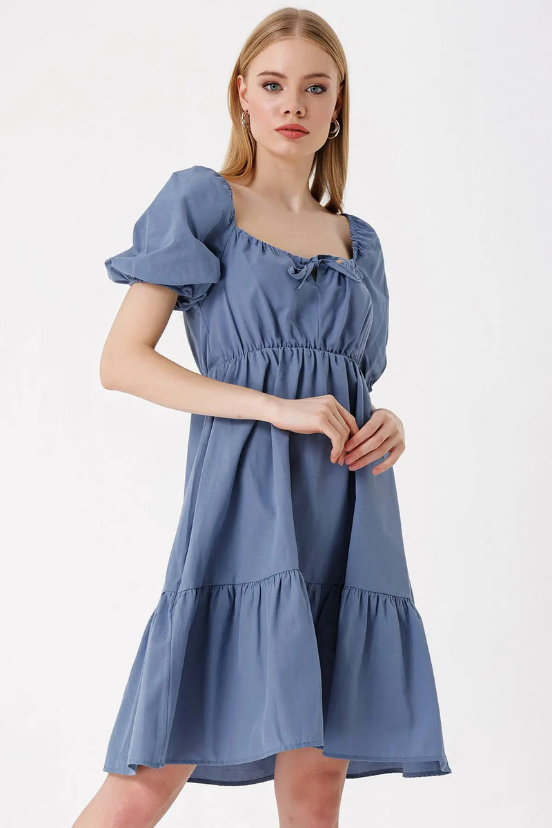 Robe Courte Évasée en Popeline – Coupe Klos Élégante