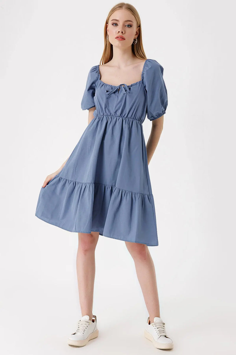 Robe Courte Évasée en Popeline – Coupe Klos Élégante