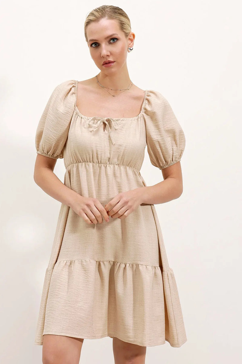 Robe Courte Évasée en Popeline – Coupe Klos Élégante