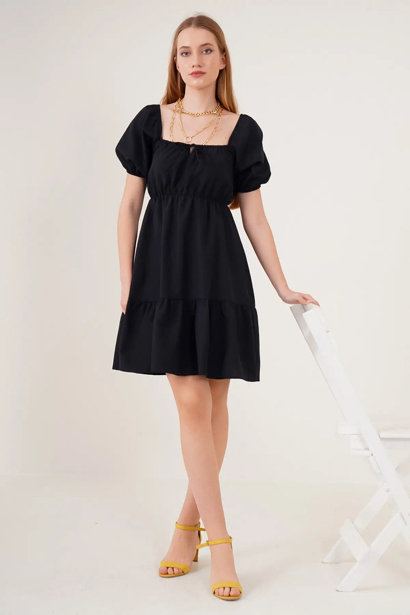 Robe Courte Évasée en Popeline – Coupe Klos Élégante