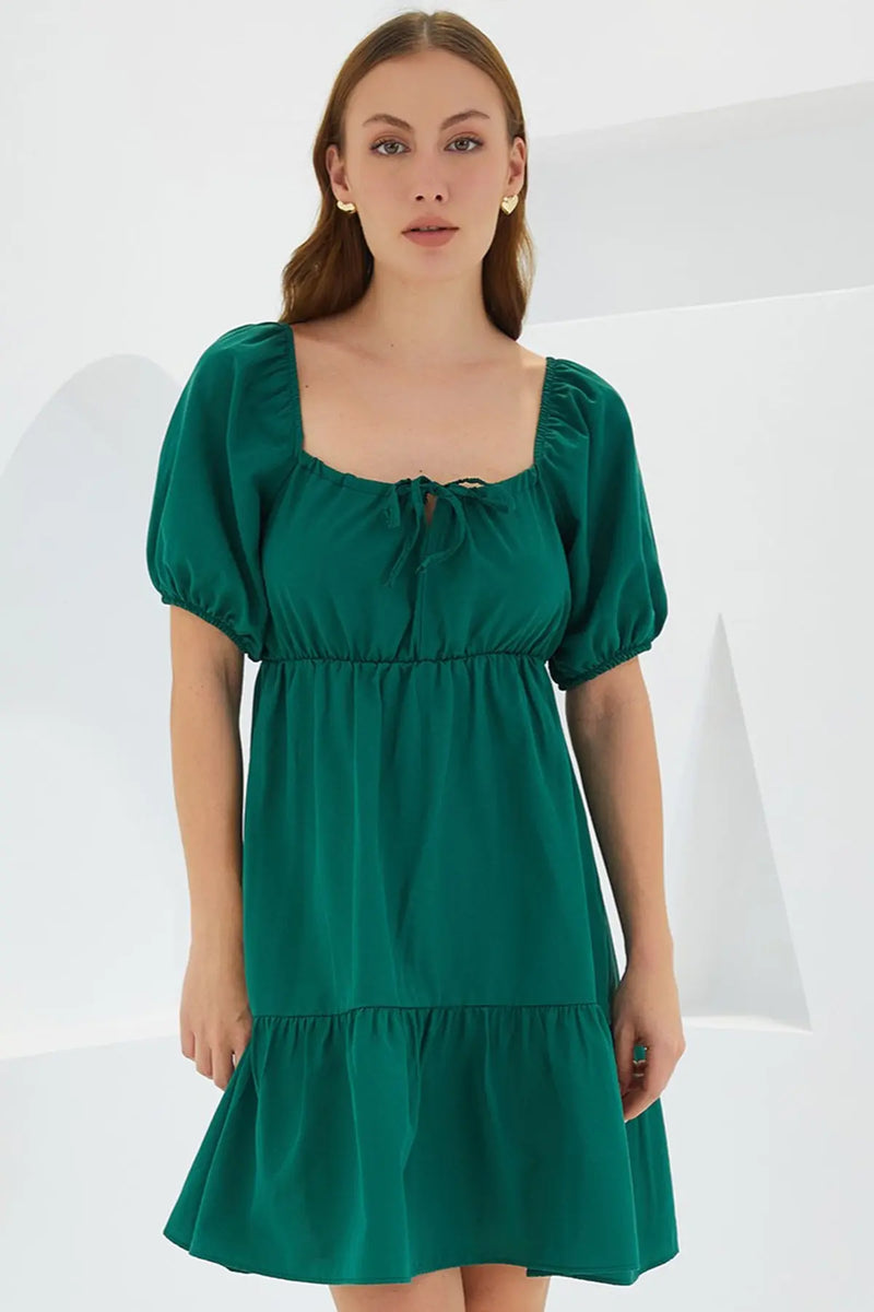 Robe Courte Évasée en Popeline – Coupe Klos Élégante