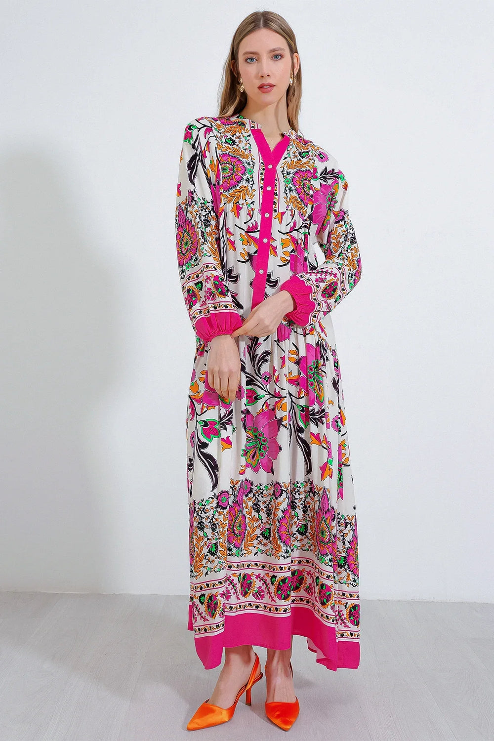 2423 Robe longue à motif authentique femme en viscose