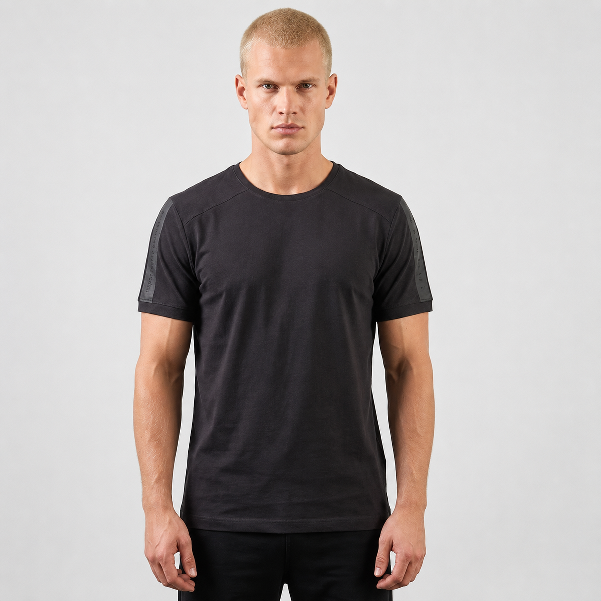 T-shirt homme en coton lycra – coupe standard avec design épuré-88447