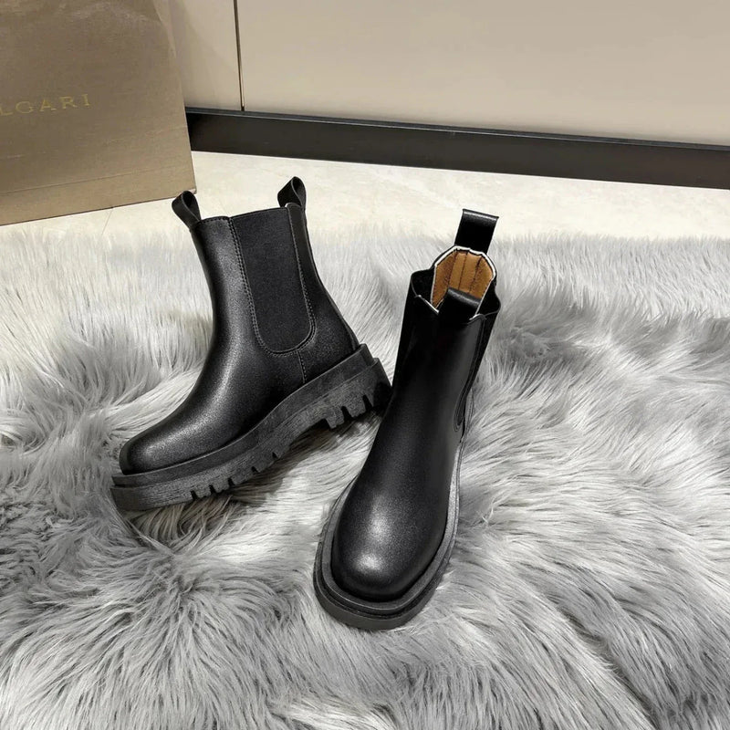 Bottes Femme Luxueuses et Modernes avec Semelle Épaisse – Look Puissant et Tendance