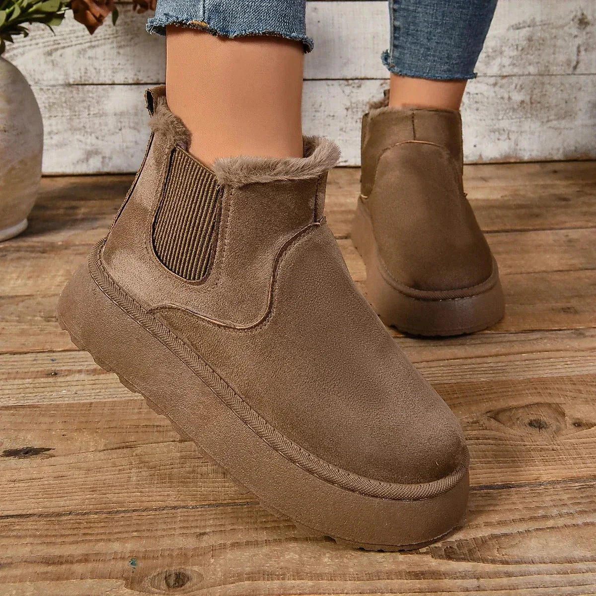 Bottes Femme Casual Hiver avec Texture Veloutée et Semelle Haute – Élégance et Confort - Justyol