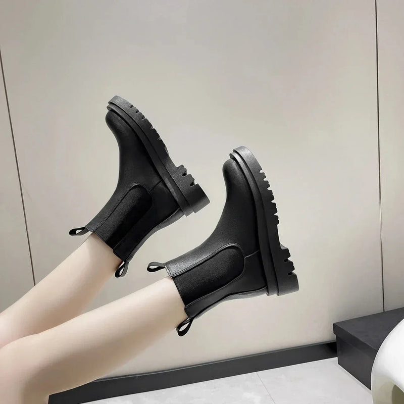 Bottes Femme Luxueuses et Modernes avec Semelle Épaisse – Look Puissant et Tendance