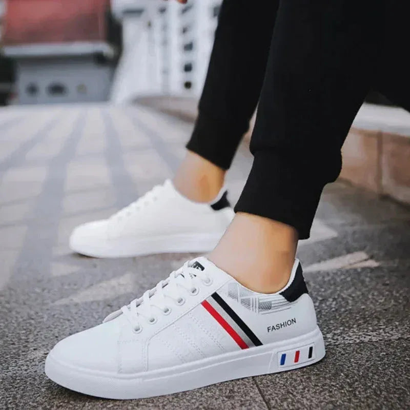 Sneakers Homme Blanc avec Design Moderne et Casual – Élégance et Confort - Justyol