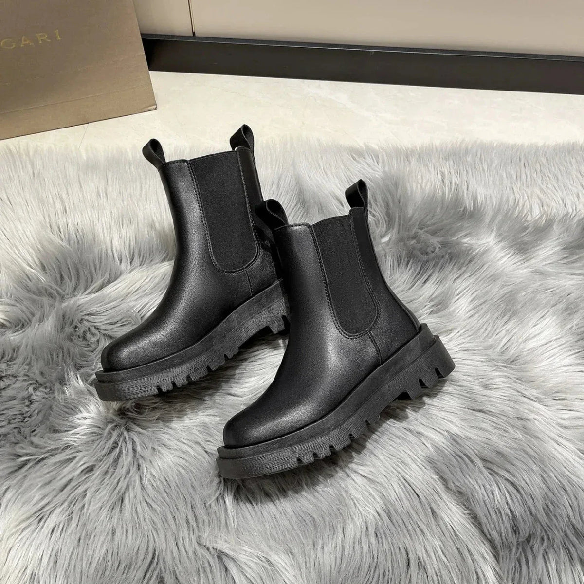 Bottes Femme Luxueuses et Modernes avec Semelle Épaisse – Look Puissant et Tendance - Justyol