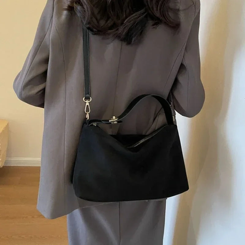 Sac à Main Femme Grande Capacité Rétro – Sac Bandoulière et Tote 2025, Sac à Épaule Texturé Mat et Élégant