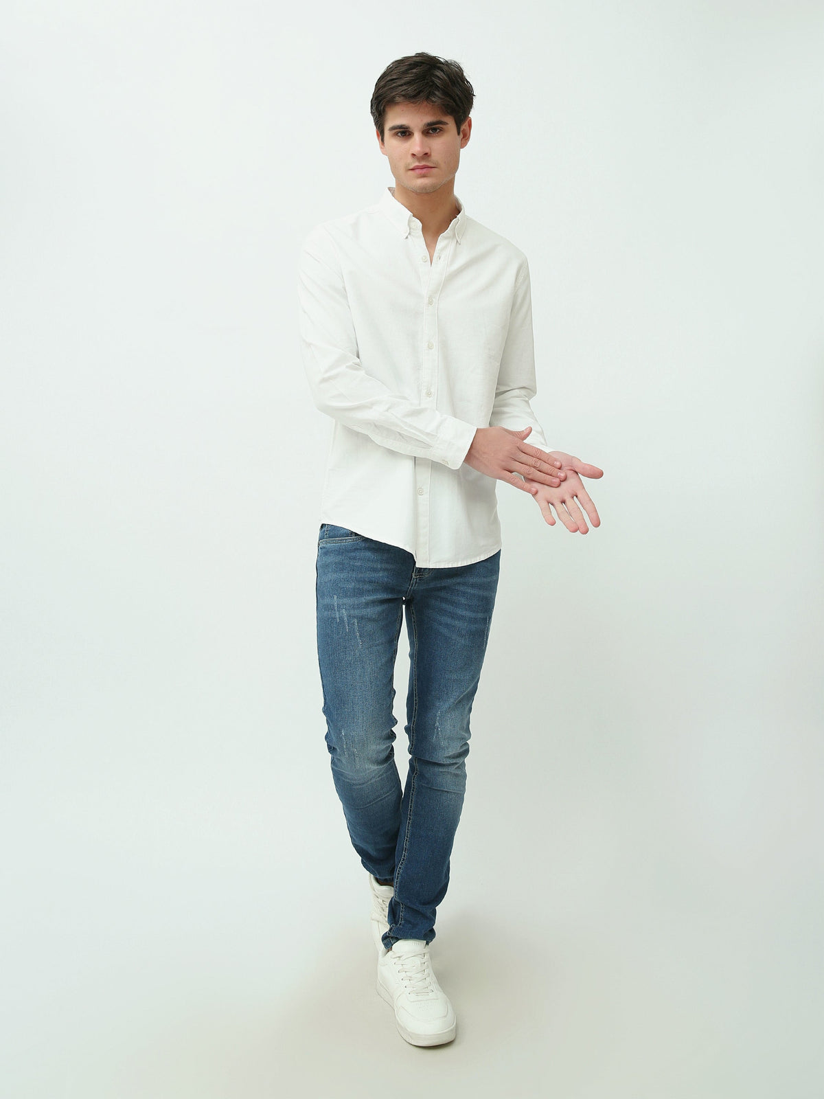 قميص رجالي بأكمام طويلة وياقة Button-Down وقصة Regular – كاجوال شيك - SHI25GEOR19000TM1
