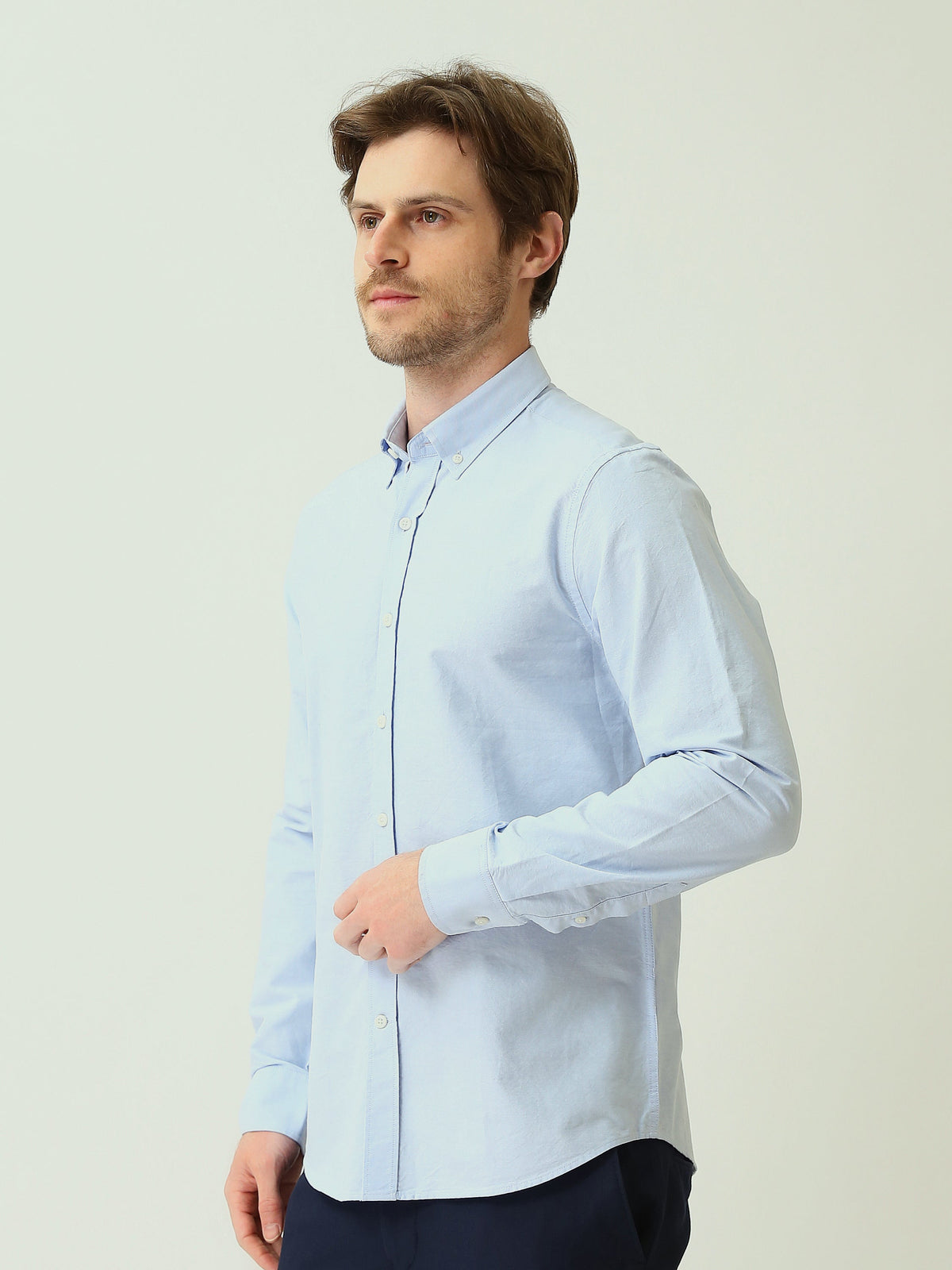 قميص رجالي سادة بأكمام طويلة وياقة Button-Down – كاجوال شيك عصري SHI25SEOR16950TM1