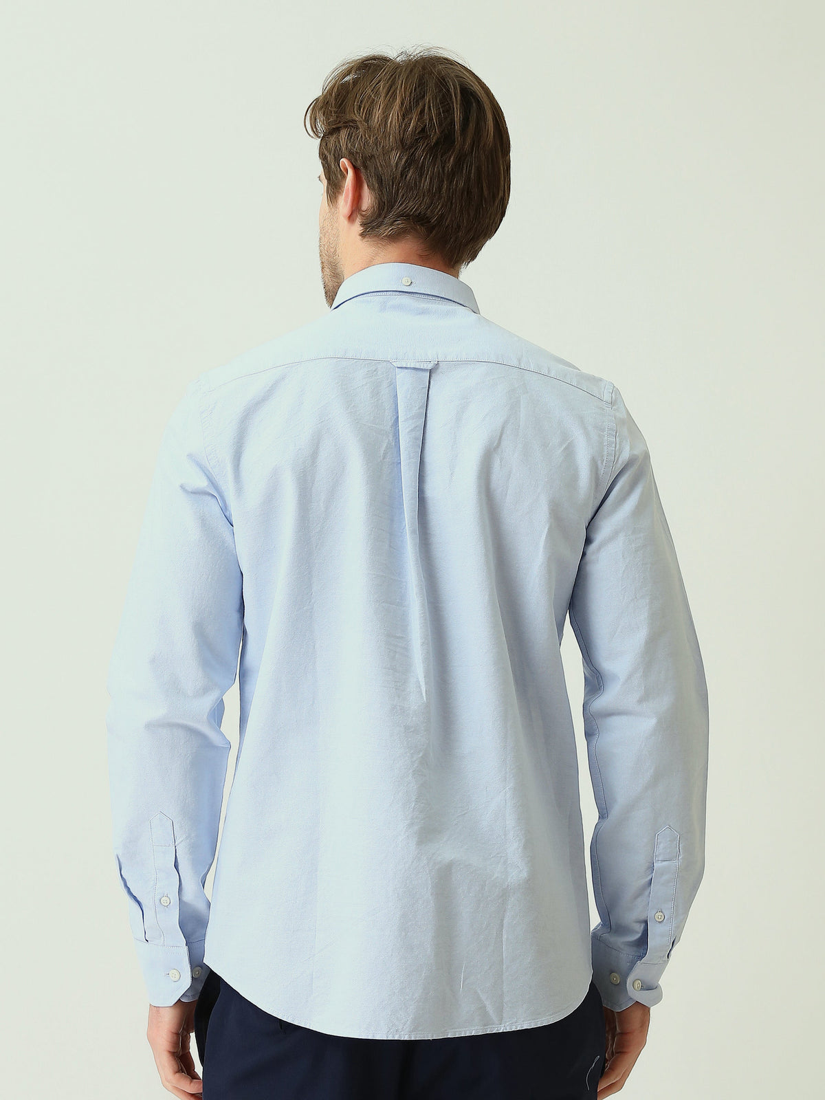 قميص رجالي سادة بأكمام طويلة وياقة Button-Down – كاجوال شيك عصري SHI25SEOR16950TM1