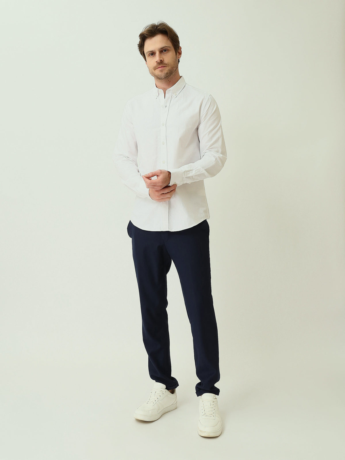 قميص رجالي سادة بأكمام طويلة وياقة Button-Down – كاجوال شيك عصري SHI25SEOR16950TM1