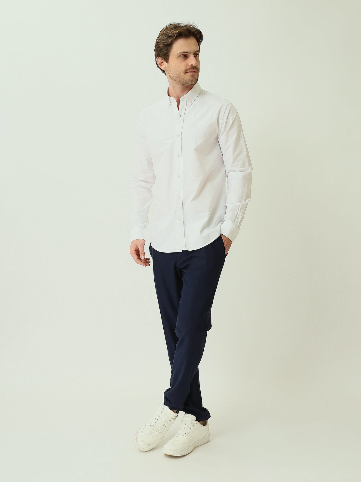 قميص رجالي سادة بأكمام طويلة وياقة Button-Down – كاجوال شيك عصري SHI25SEOR16950TM1