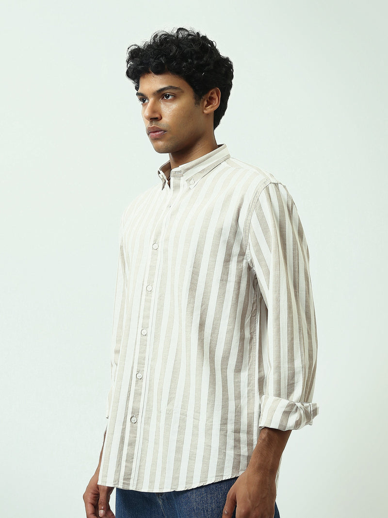 قميص رجالي بخطوط طولية وياقة Button-Down وأكمام طويلة – كاجوال شيك - SHI25SSIR17482TM1