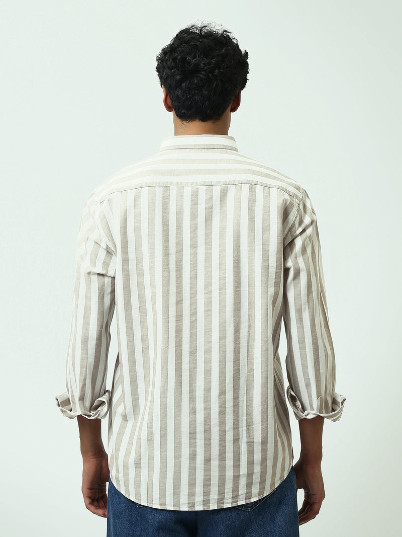 قميص رجالي بخطوط طولية وياقة Button-Down وأكمام طويلة – كاجوال شيك - SHI25SSIR17482TM1