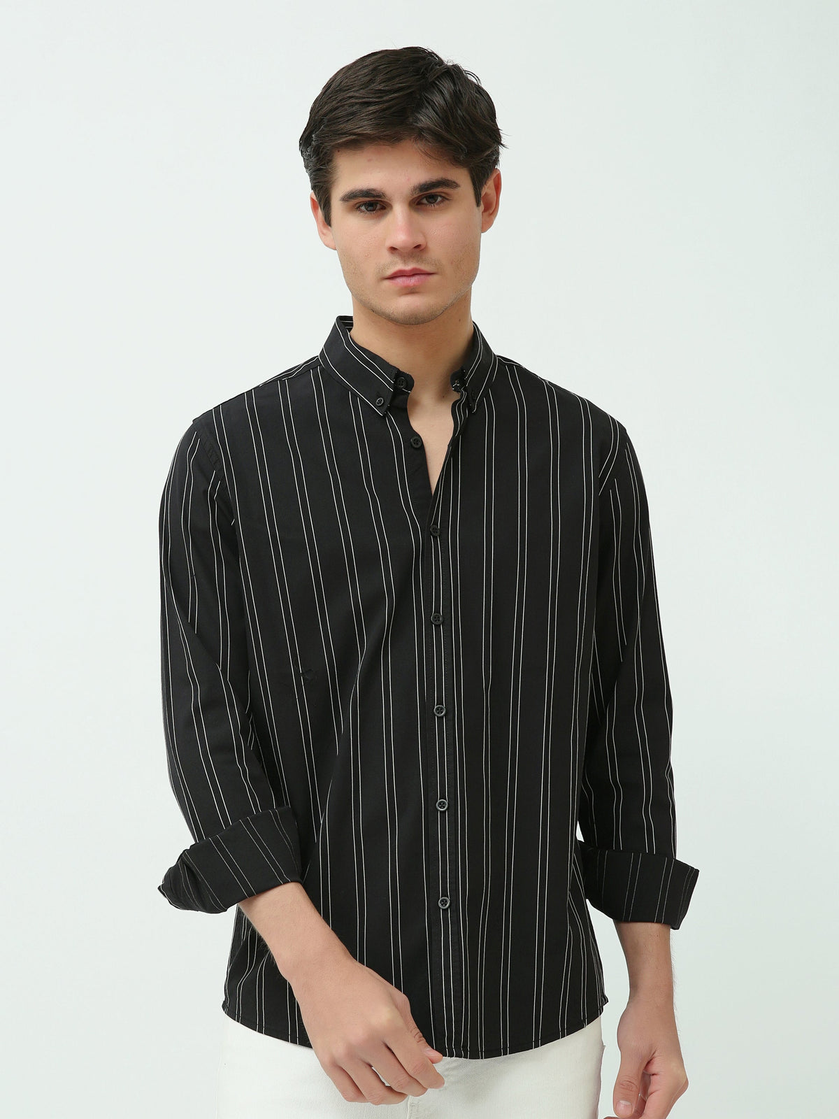 Chemise Homme Slim Fit – Rayures Noires et Blanches – SHI25SSLR19465TM1