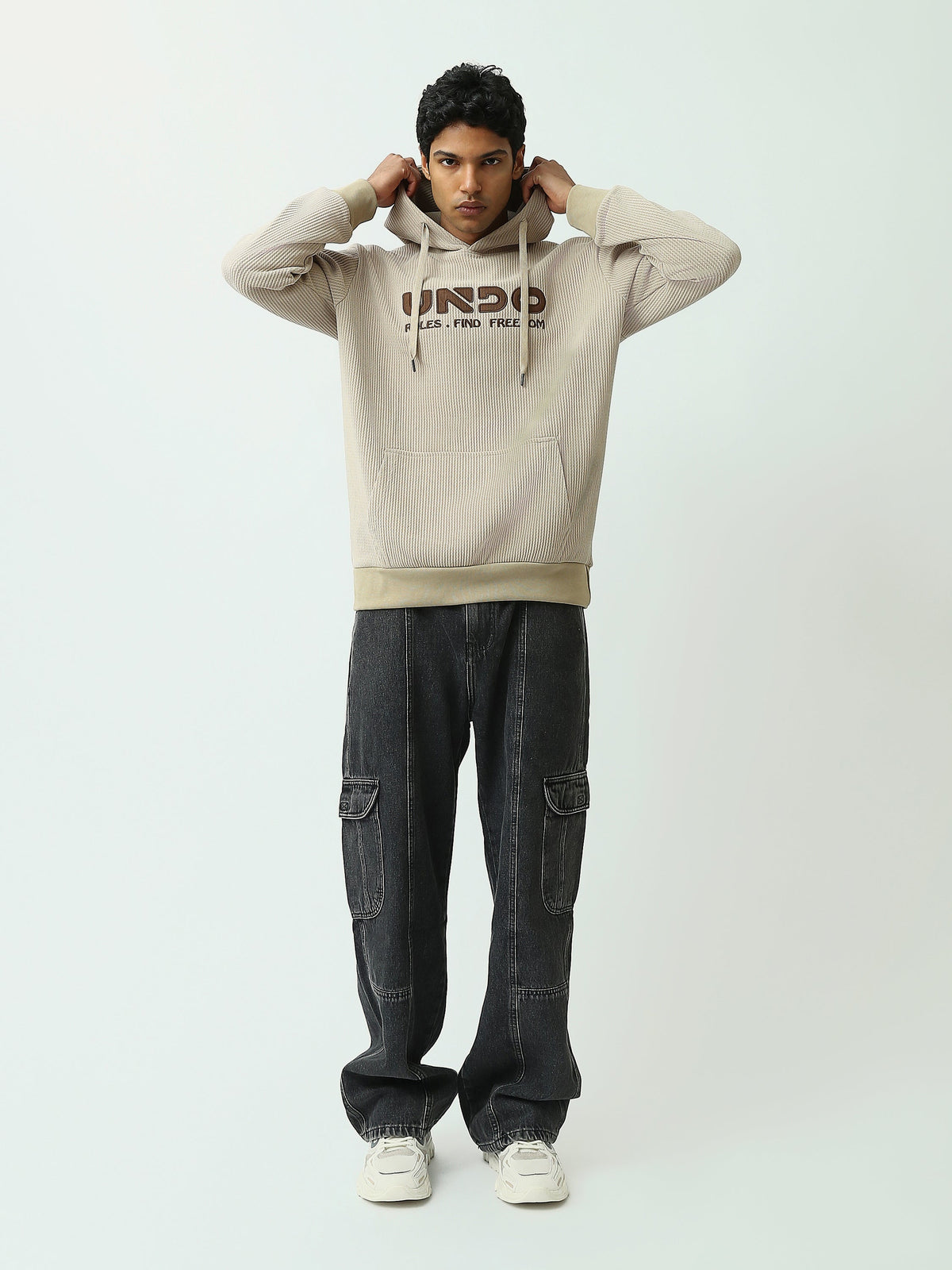 Sweat à Capuche Homme en Maille Côtelée avec Inscription - SWS26WHEK26431TM1