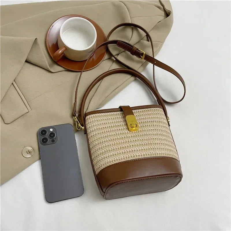Sac à Main Femme en Paille Tendance – Sac Seau Tressé fait Main, Sac à Bandoulière Été et Plage - Justyol