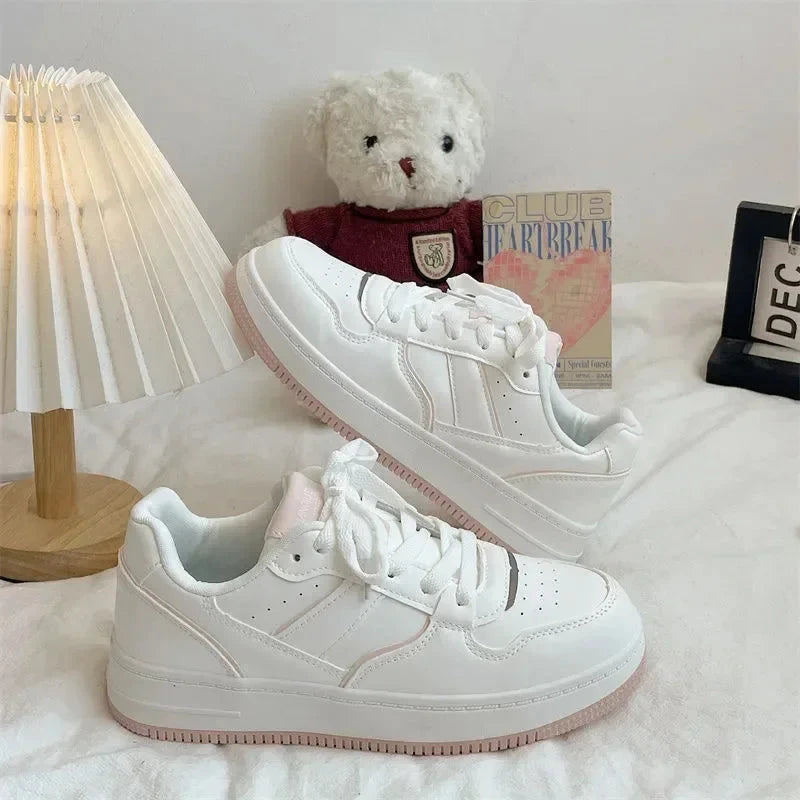 Chaussure Femme Sportive avec Design Moderne et Confortable – Parfaite pour le Tennis et les Activités Quotidiennes