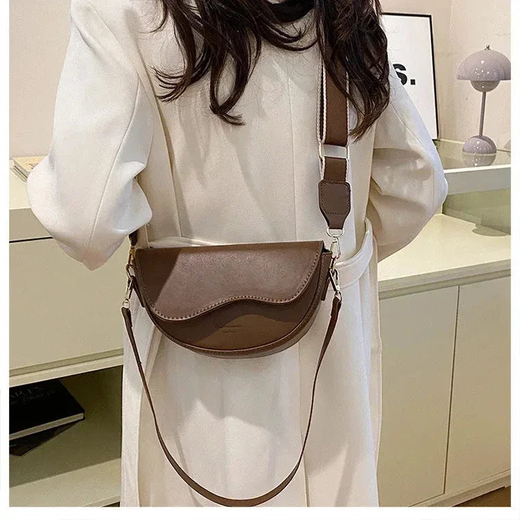 Sac à Main Femme Petit Sac Armpit en Cuir PU – Sac Bandoulière Chaîne Tendance pour l'Été - Justyol