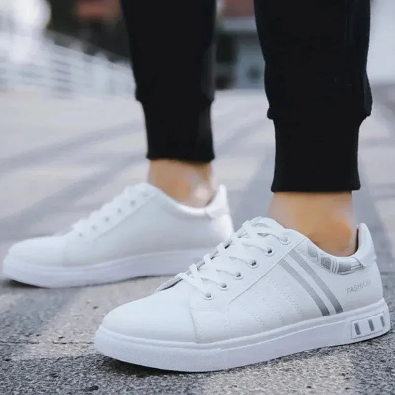 Sneakers Homme Blanc avec Design Moderne et Casual – Élégance et Confort - Justyol
