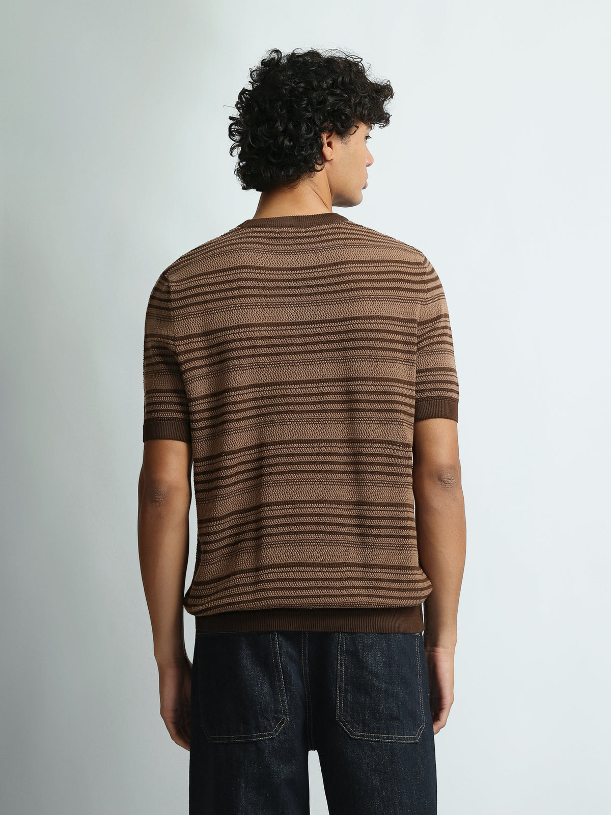 تيشيرت رجالي تريكو بقصة Regular Fit وخطوط بارزة - TSH26S20000019TM1