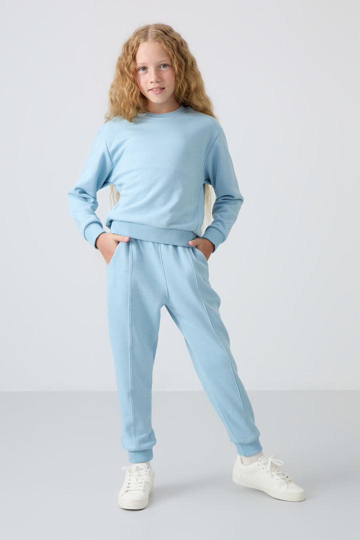 Ensemble Jogging Fille Brodé en Coton Mélangé – Confort & Style