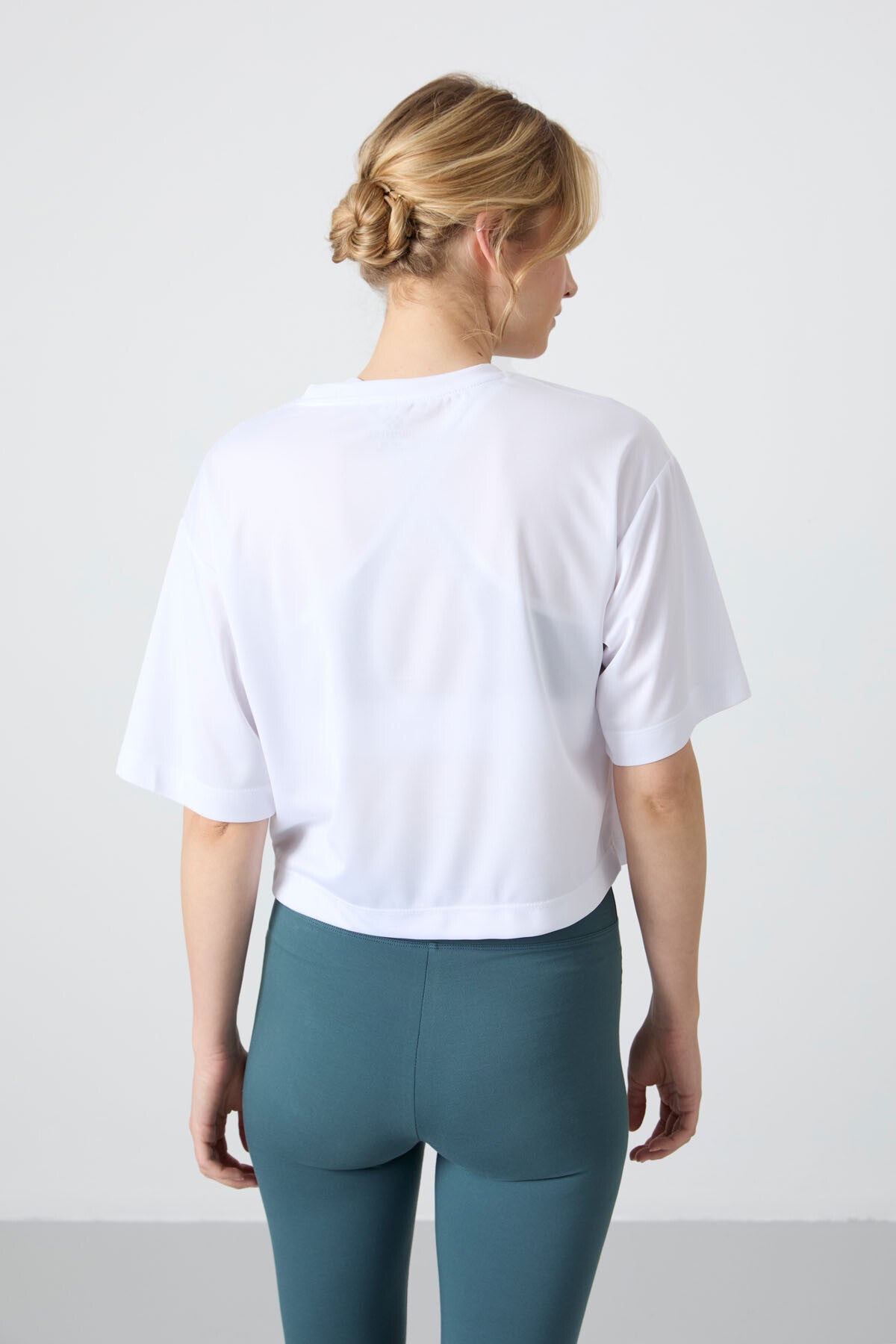 polyester nefes alan dokulu ince esnek oversize fit performans kadin t-shirt - 97284 - Justyol