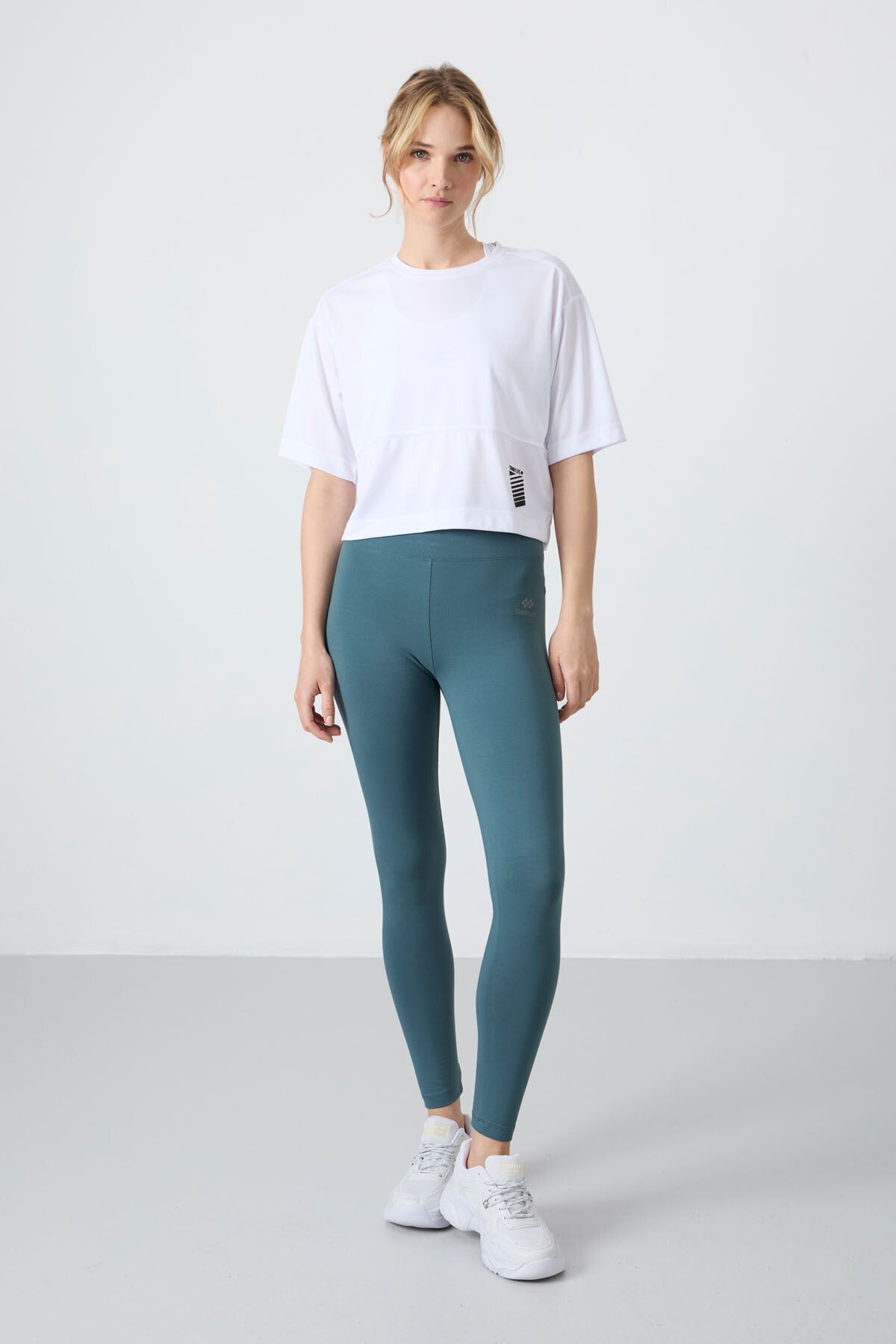 polyester nefes alan dokulu ince esnek oversize fit performans kadin t-shirt - 97284 - Justyol